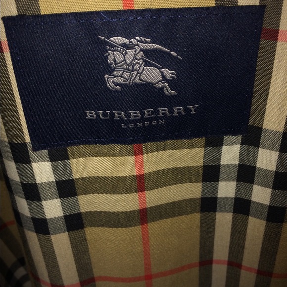 Burberry tan jacket - Picture 3 of 6